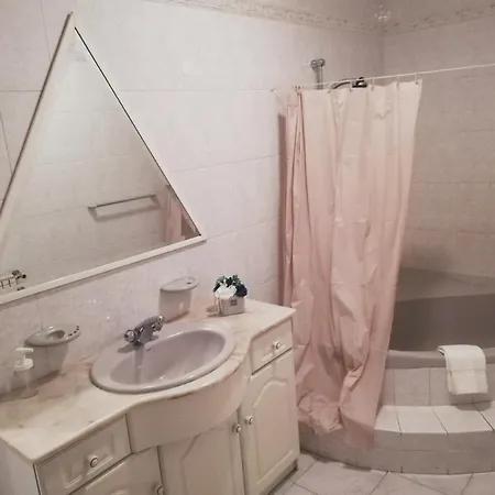 Casa Dos Comboios بيت ضيافة كالداس دا راينها