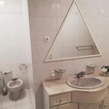 Casa Dos Comboios بيت ضيافة كالداس دا راينها